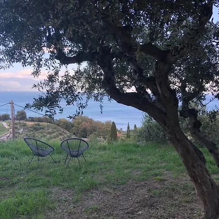 Daire αgrilitsa House *